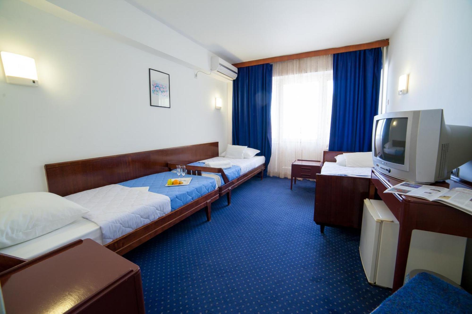 Corpus B - Hotel Albatros Ulcinj Habitación foto