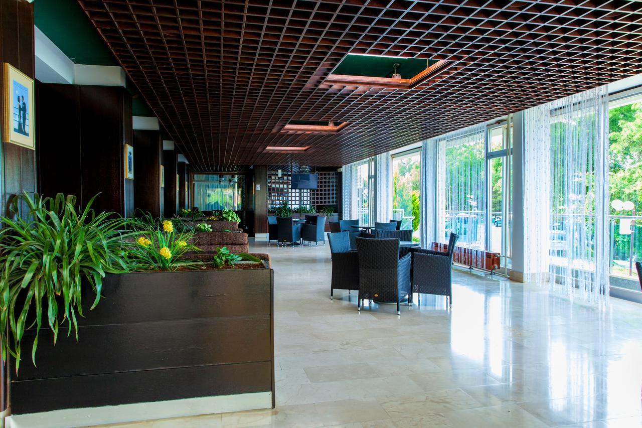 Corpus B - Hotel Albatros Ulcinj Exterior foto